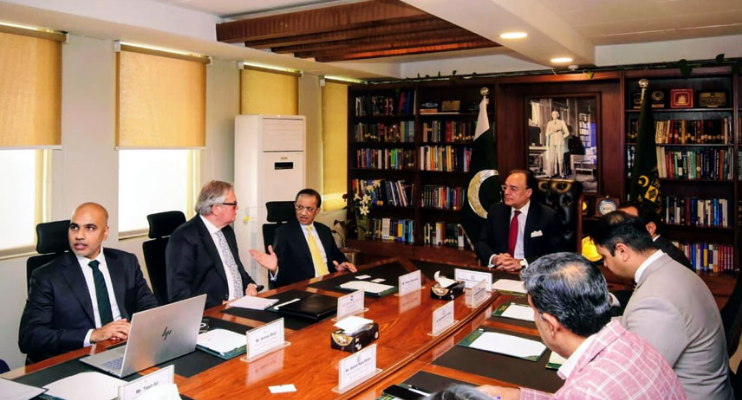 Finance Minister for Further Strengthening Pakistan-Netherlands economic Ties